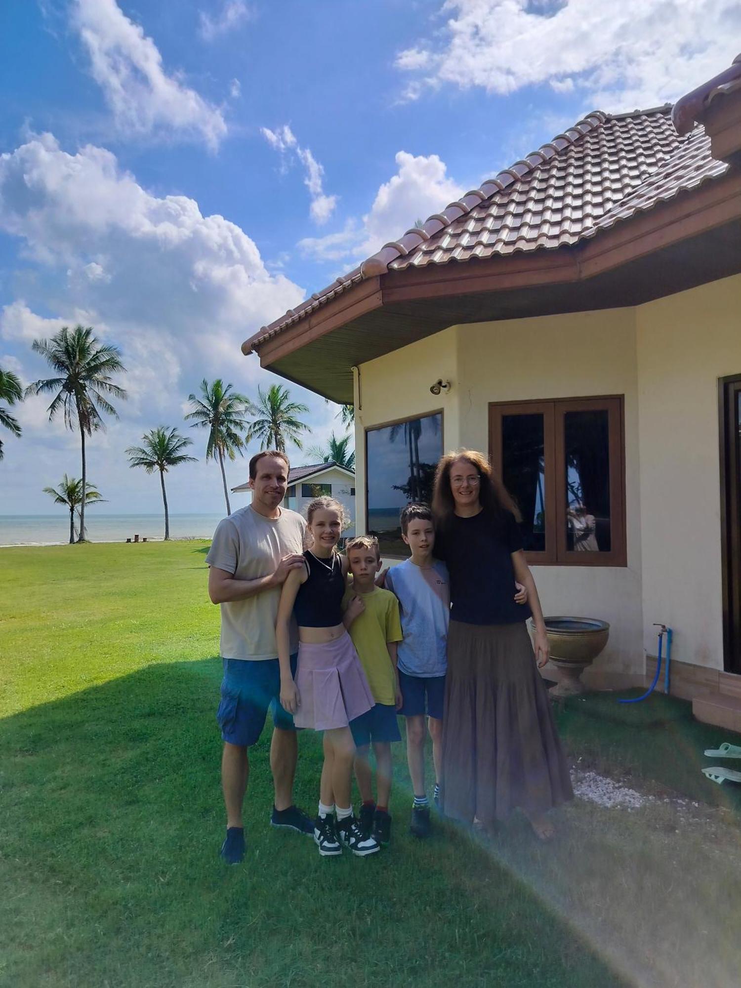 Baan Be Beach Lang Suan Bagian luar foto