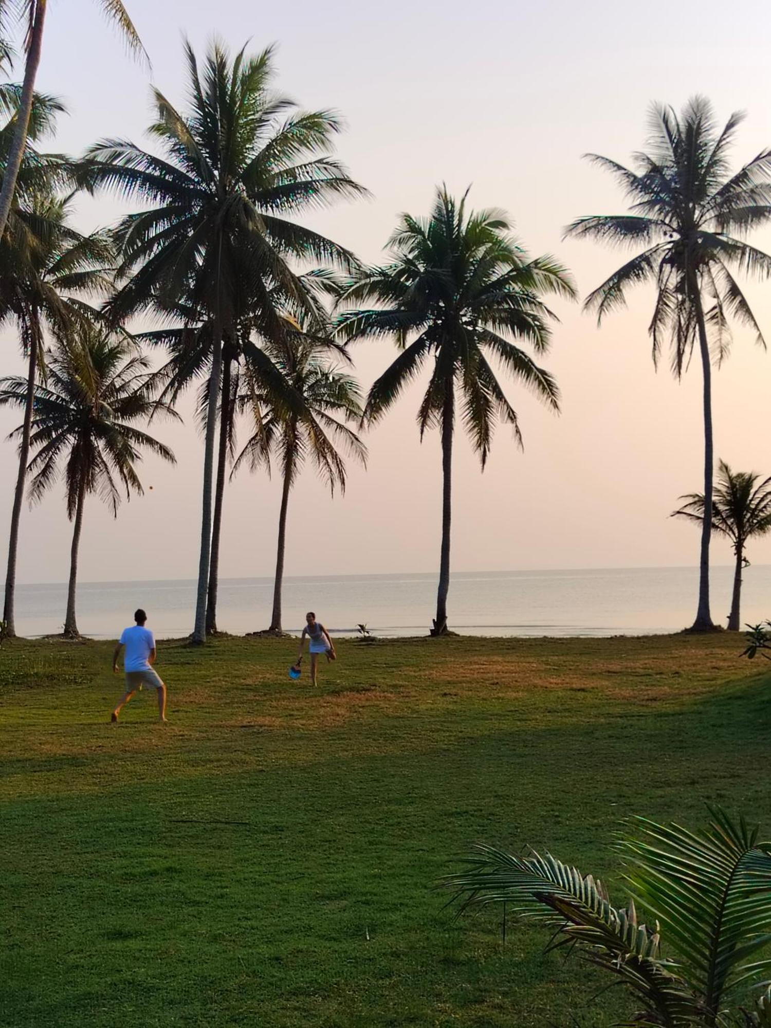 Baan Be Beach Lang Suan Bagian luar foto