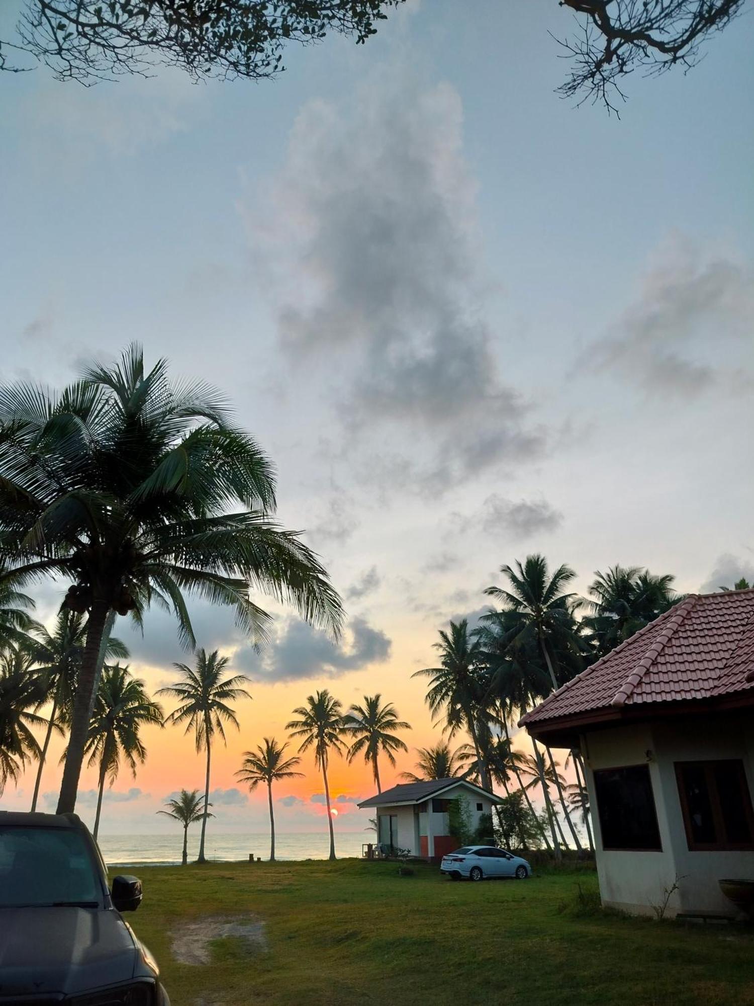 Baan Be Beach Lang Suan Bagian luar foto
